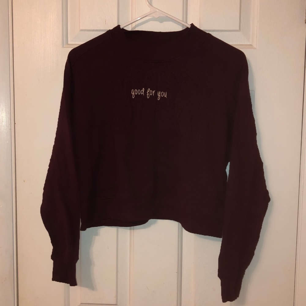 Long sleeve crop top